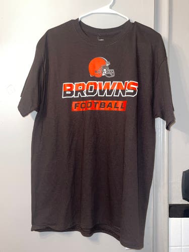 NFL Team Apparel Cleveland Browns Football T Shirt Mens Size Large Brand New WT.