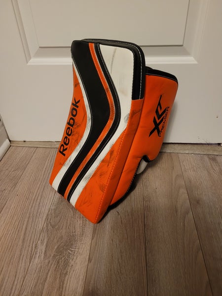 Used Reebok Regular Premier XLT Pro Blocker