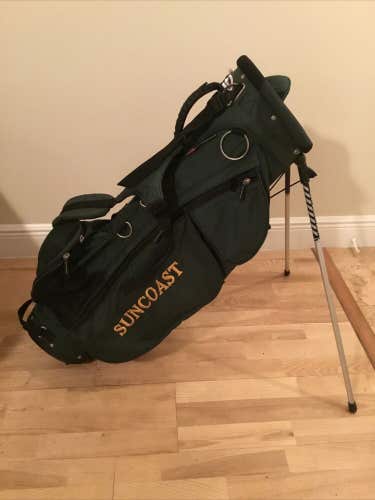 Sun Mountain Collegiate Stand Golf Bag with 4-way Dividers (No Rain Cover)