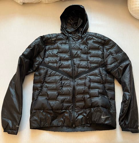 Nike Men’s Medium Running Jacket