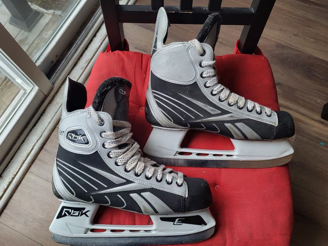 Senior Reebok Hockey Skates Regular Width 8