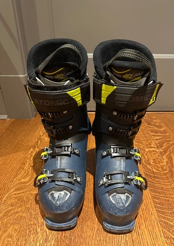 Used Atomic Stiff Flex Hawx Magna 130 Ski Boots