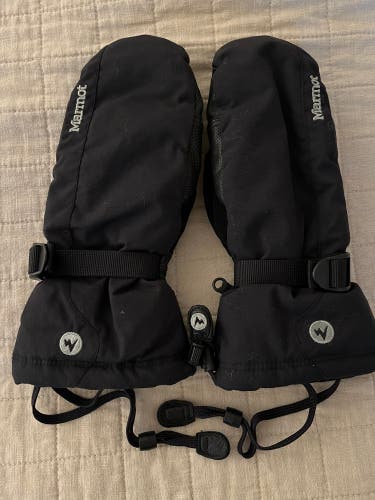 Women’s Marmot ski mittens
