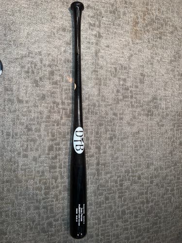 Birch (-3) 31.5 oz 33.5" C243 Bat