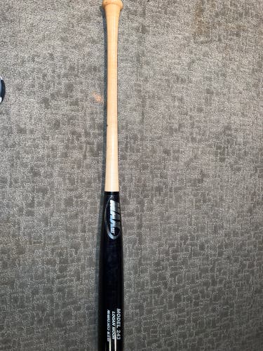 Max Bat 243