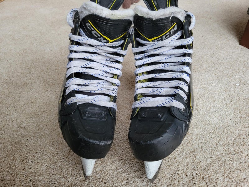 Intermediate Used CCM Super Tacks AS3 Pro Hockey Skates Regular Width Size 5.5