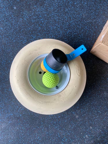 Pitching Machine with Softball/Baseballs