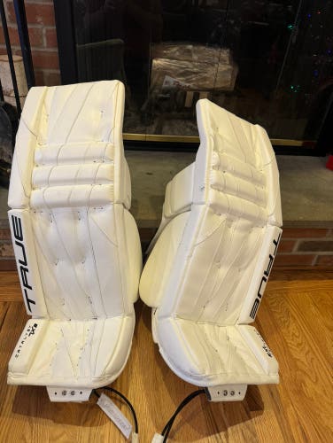 New 31" True  7x3 Goalie Leg Pads