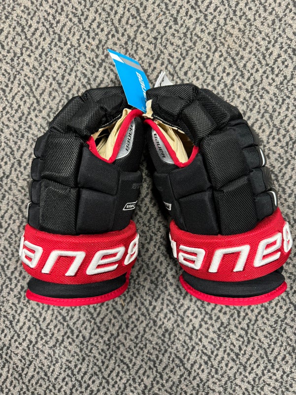 Bauer Pro Series 14” Black/Red gloves