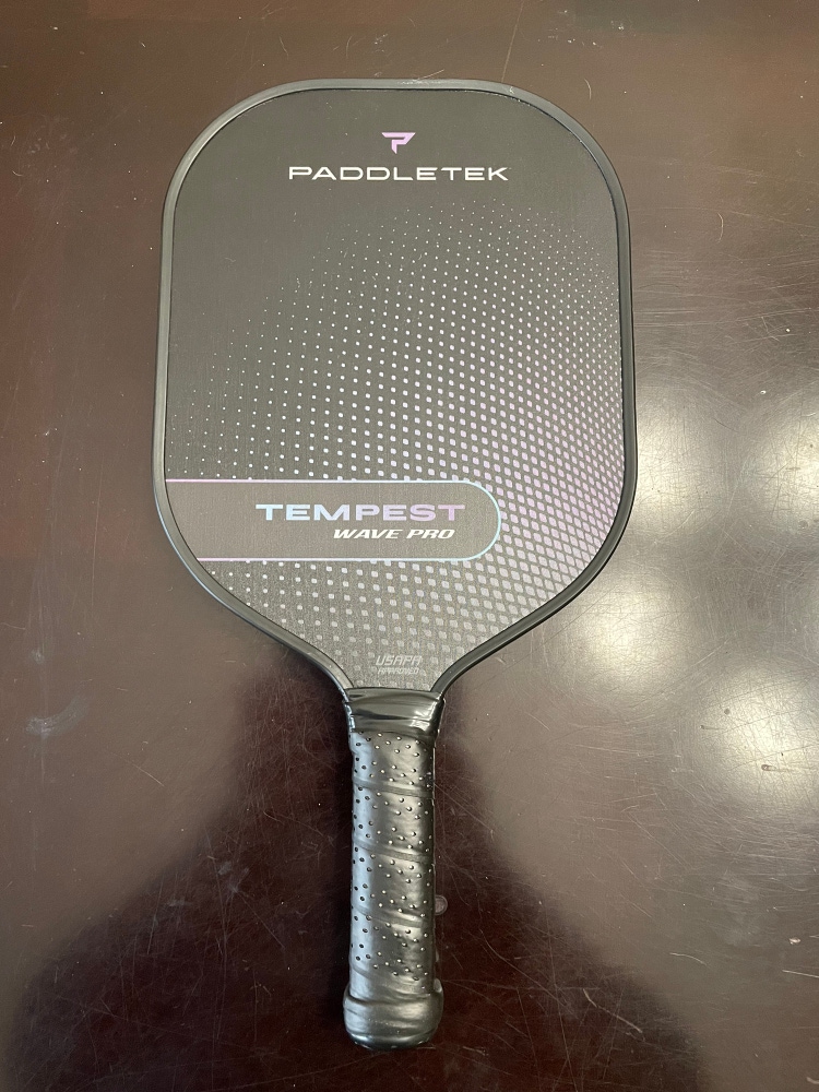 Paddletek Tempest Wave Pro - Excellent condition