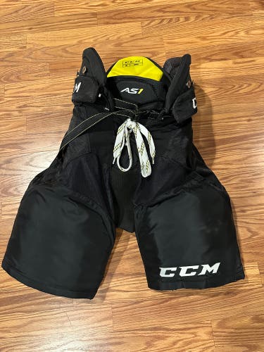 CCM  Super Tacks AS1 Hockey Pants