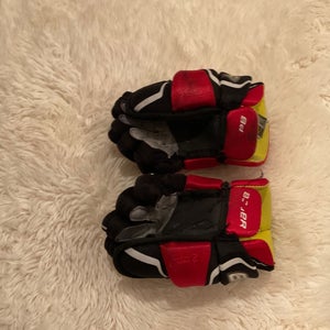 Bauer S29 Supreme Hockey Gloves  Great Condition !