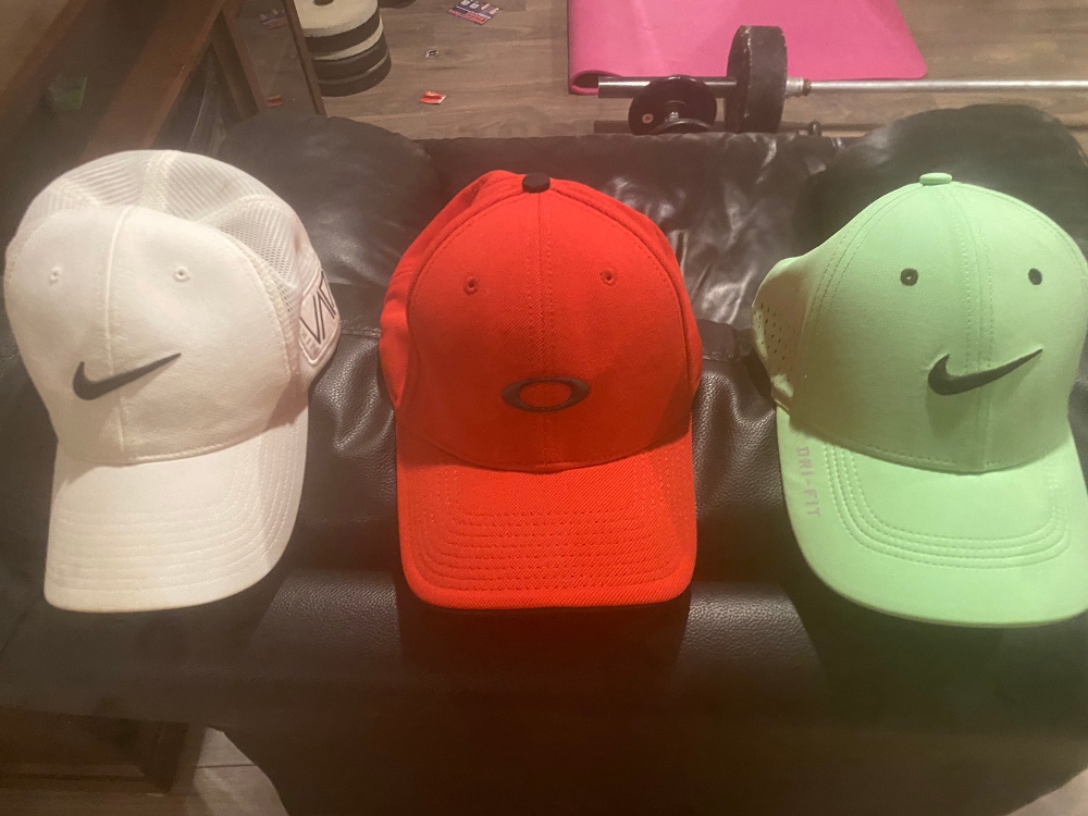3 golf hats