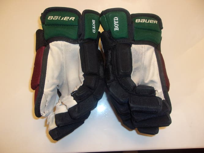 ARIZONA COYOTES Travis Boyd game-worn Bauer Vapor X size 14 throwback gloves (name on sides) 2023