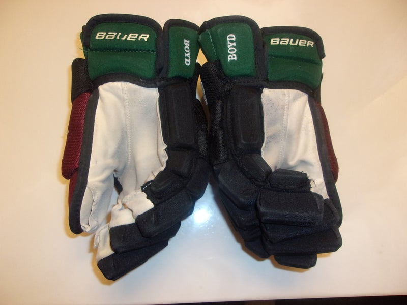 ARIZONA COYOTES Travis Boyd game-worn Bauer Vapor X size 14 throwback gloves (name on sides) 2023