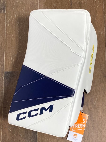 CCM Axis2 Pro Goalie Blocker