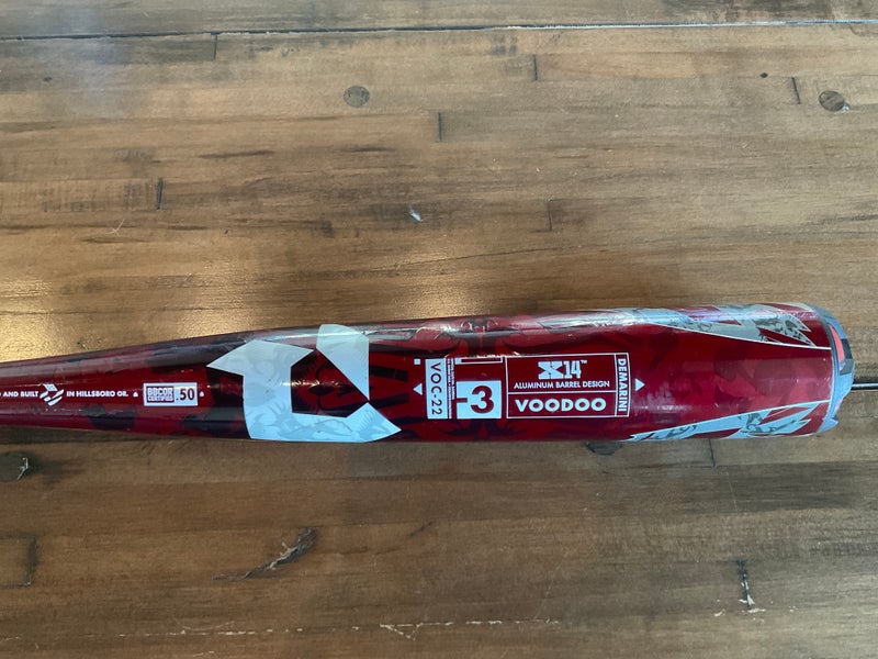 Used, like new BBCOR Certified 2022 DeMarini Voodoo Bat (-3) 28 oz 31"new