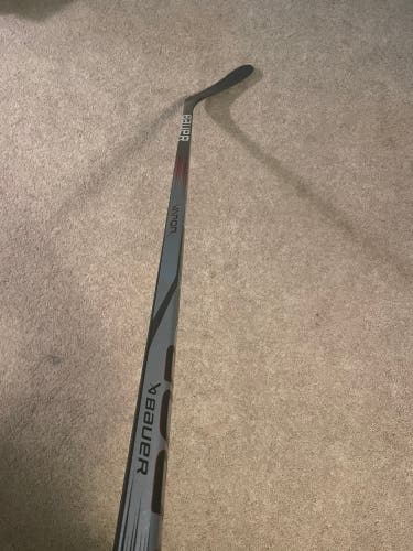 New Right Handed P92 Pro Stock Vapor Hyperlite Hockey Stick