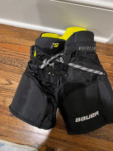 Youth Used Medium Bauer Supreme 1S Hockey Pants