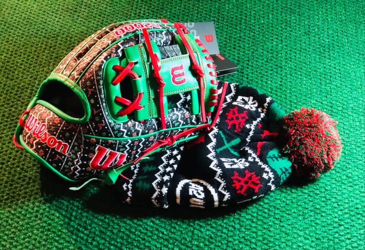 Wilson A2000 1786 Ugly Sweater 2.0 Baseball Glove - Instagram Exclusive