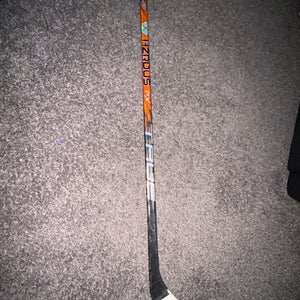 Youth Used Right Handed True Hzrdus PX Hockey Stick TC2.5