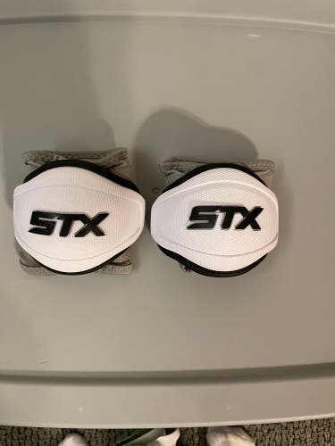 Stx stallion 900 Caps