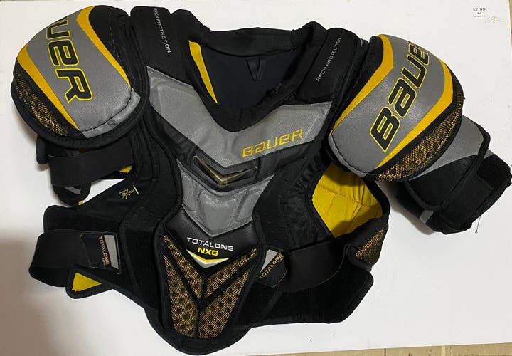 Used Large Bauer  Supreme TotalOne NXG Shoulder Pads
