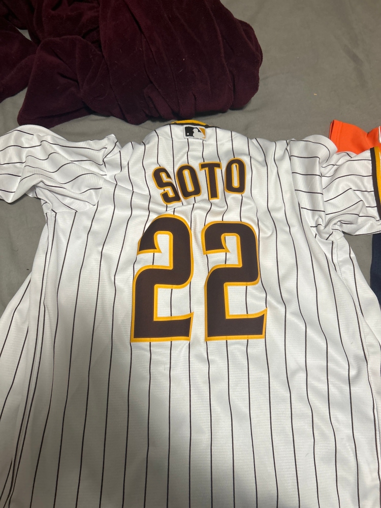 White Used Small Nike Jersey