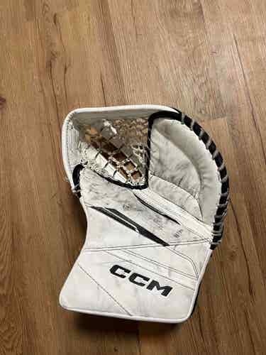 Used CCM Regular Axis 2.5