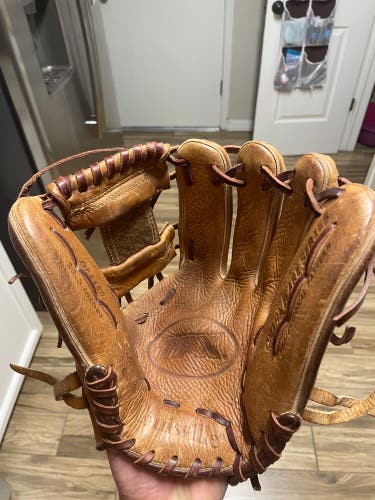 Louisville Slugger TPX Baseball Glove Omaha Flare OF1150 11 1/2 inch