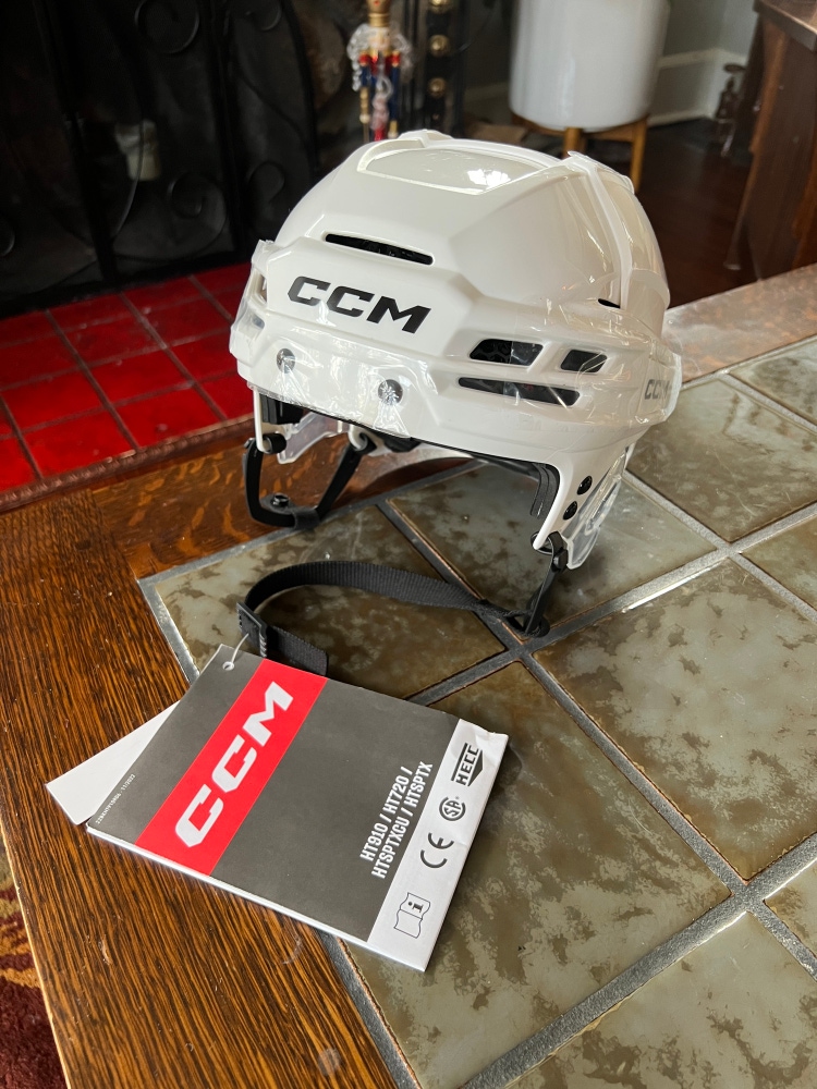 Brand New Medium CCM Tacks 720 Helmet