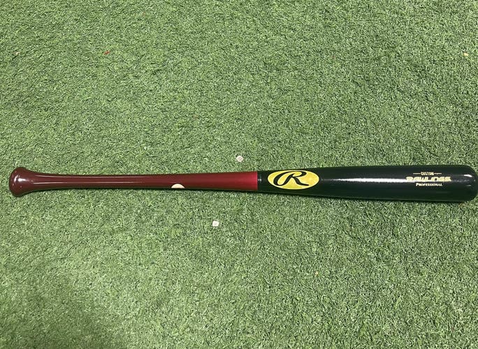 33” Rawlings Custom Pro Maple Wood Bat