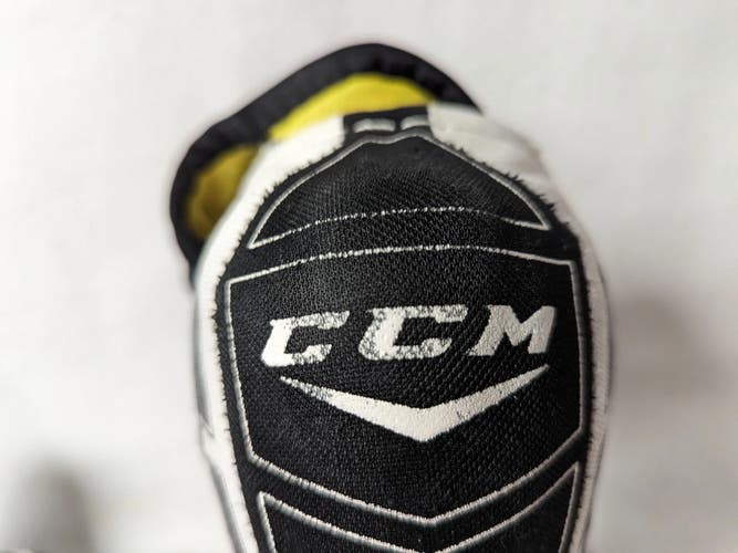 CCM Tacks Youth Hockey Elbow Pads Size Youth Small Color White Condition Used