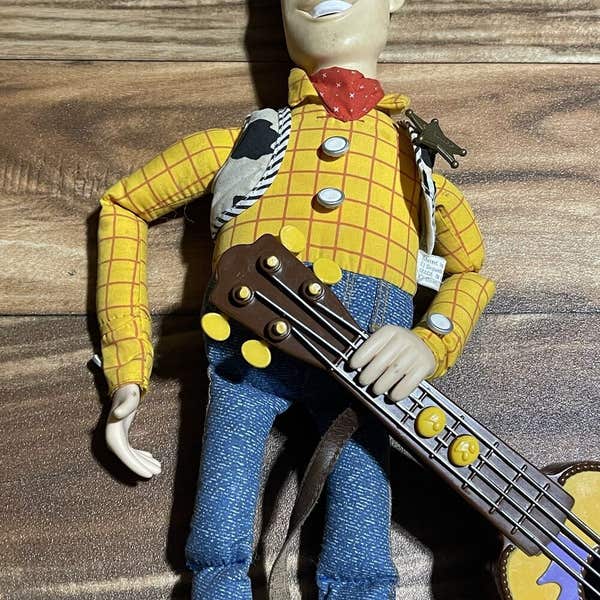 Vintage 1999 Mattel Toy Story 2 Strummin Singin Woody Guitar