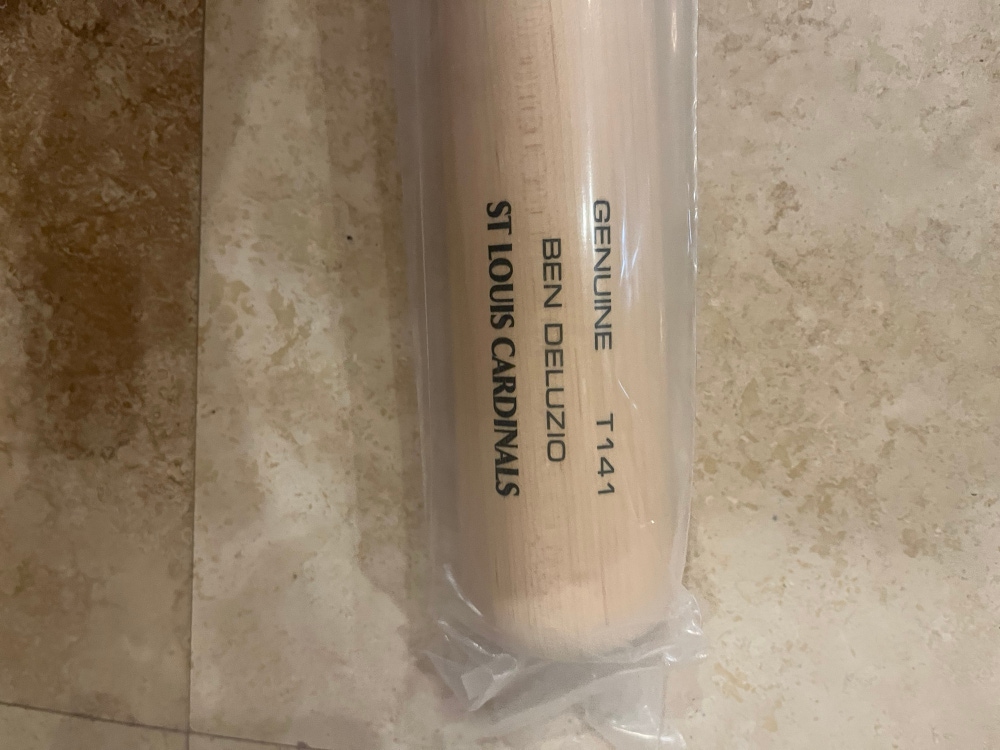 New Maple  31.5 oz 33.5" Prime Bat