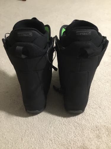 Men's Size 9.0 (Women's 10) Burton All Mountain Ruler Snowboard Boots