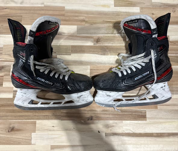 Intermediate Bauer Regular Width 6.5 Vapor 2X Hockey Skates