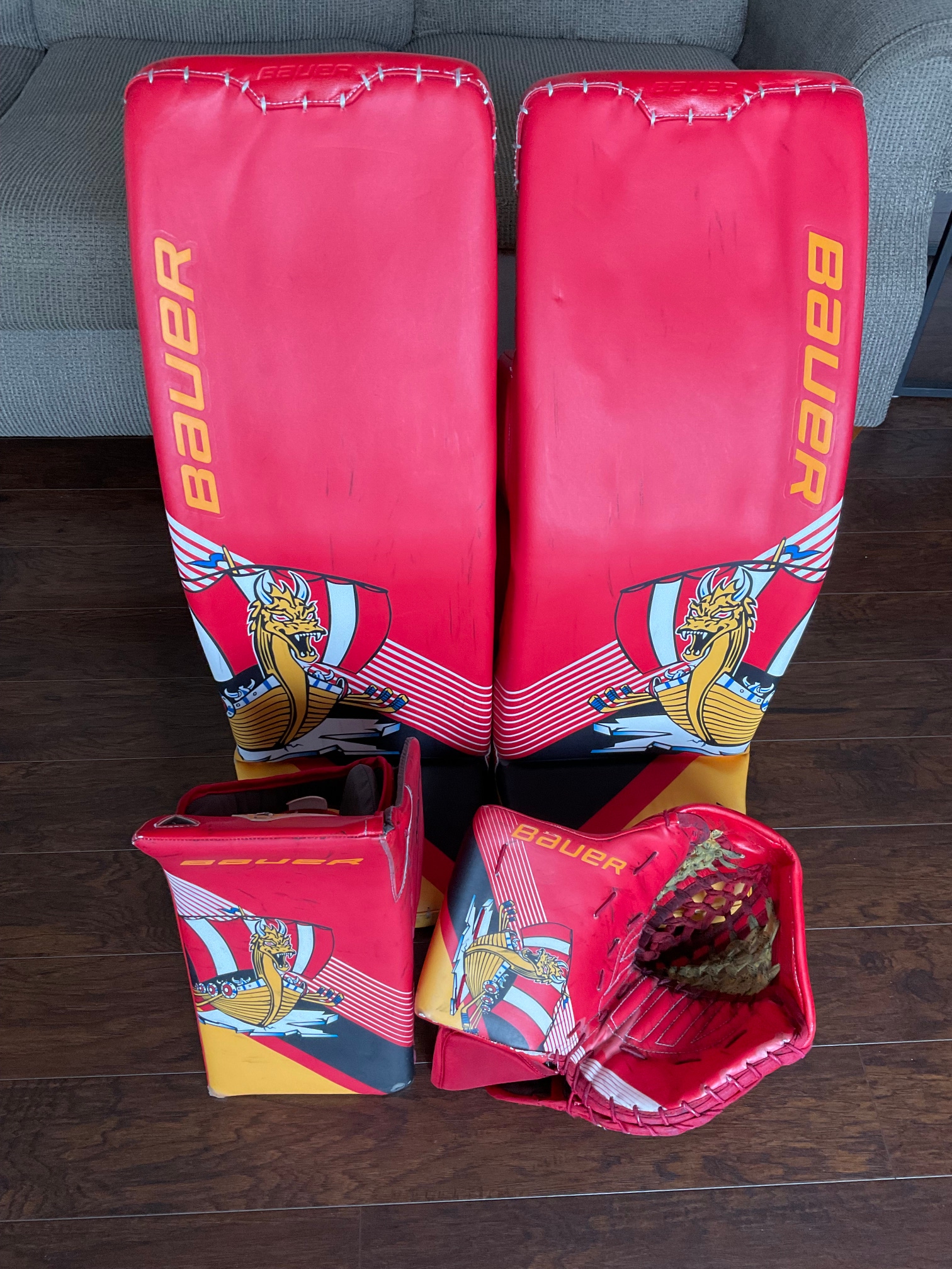 QMJHL Pro Stock Bauer Mach Goalie Pads, Glove, & Blocker Set - Size Large (35+1)