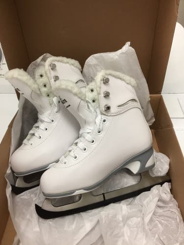 New Jackson Figure Skates girls 13