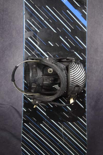SIMS ABSOLUTE SNOWBOARD SIZE 154 CM WITH SIMS LARGE BINDINGS