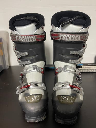 Tecnica Modo 8 Downhill Ski Boots - 29/29.5
