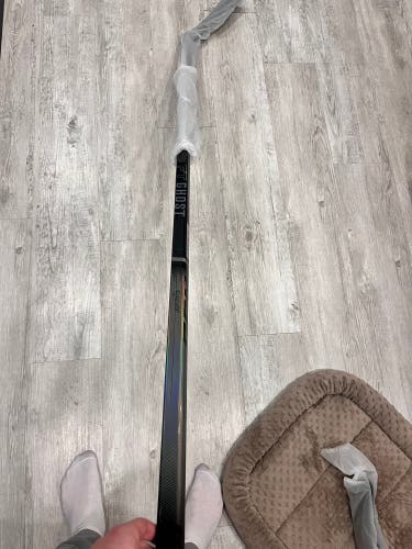New Right Handed P29 FT Ghost Hockey Stick