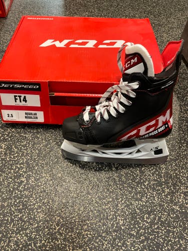 New CCM Size 2.5 JetSpeed FT4 Hockey Skates