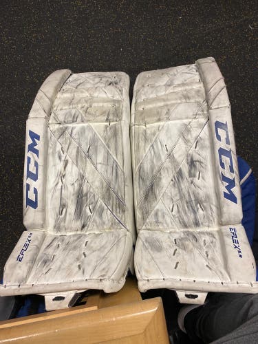 CCM EFlex 3.9 Goalie Pads