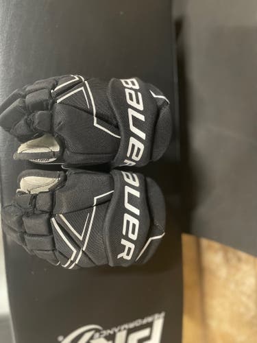 Used Bauer NSX Gloves 10"