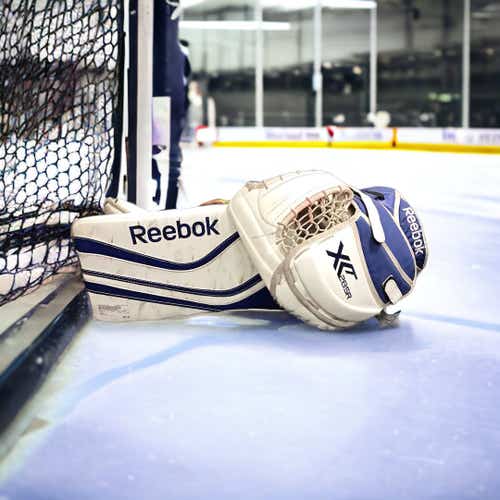 Used Reebok Xt 28sr Regular Goalie Catchers