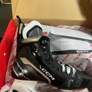 Senior New CCM AS-V Hockey Skates Regular Width retail  Stock Size 9