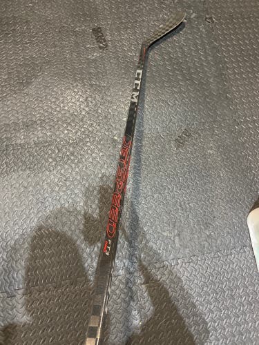 Senior Right Handed P28 Pro Stock JetSpeed FT3 Pro Hockey Stick