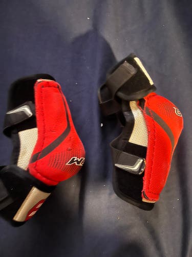 Used Small CCM RBZ 150 Elbow Pads