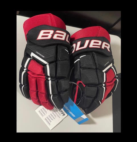 New Bauer 14" Supreme 3s Gloves Black/Red